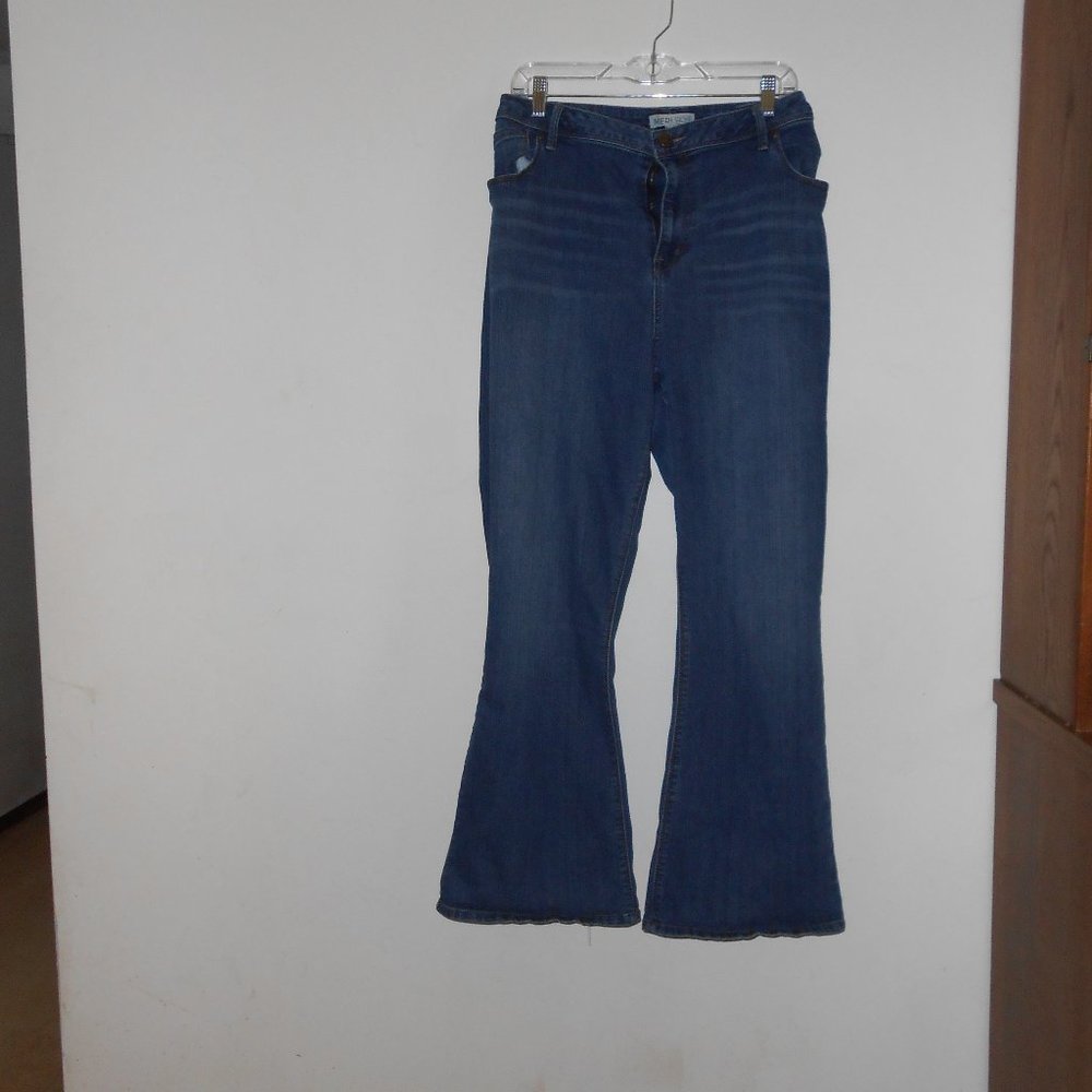 Meri Skye Flared leg Jeans, Washed Indigo, Size 26
